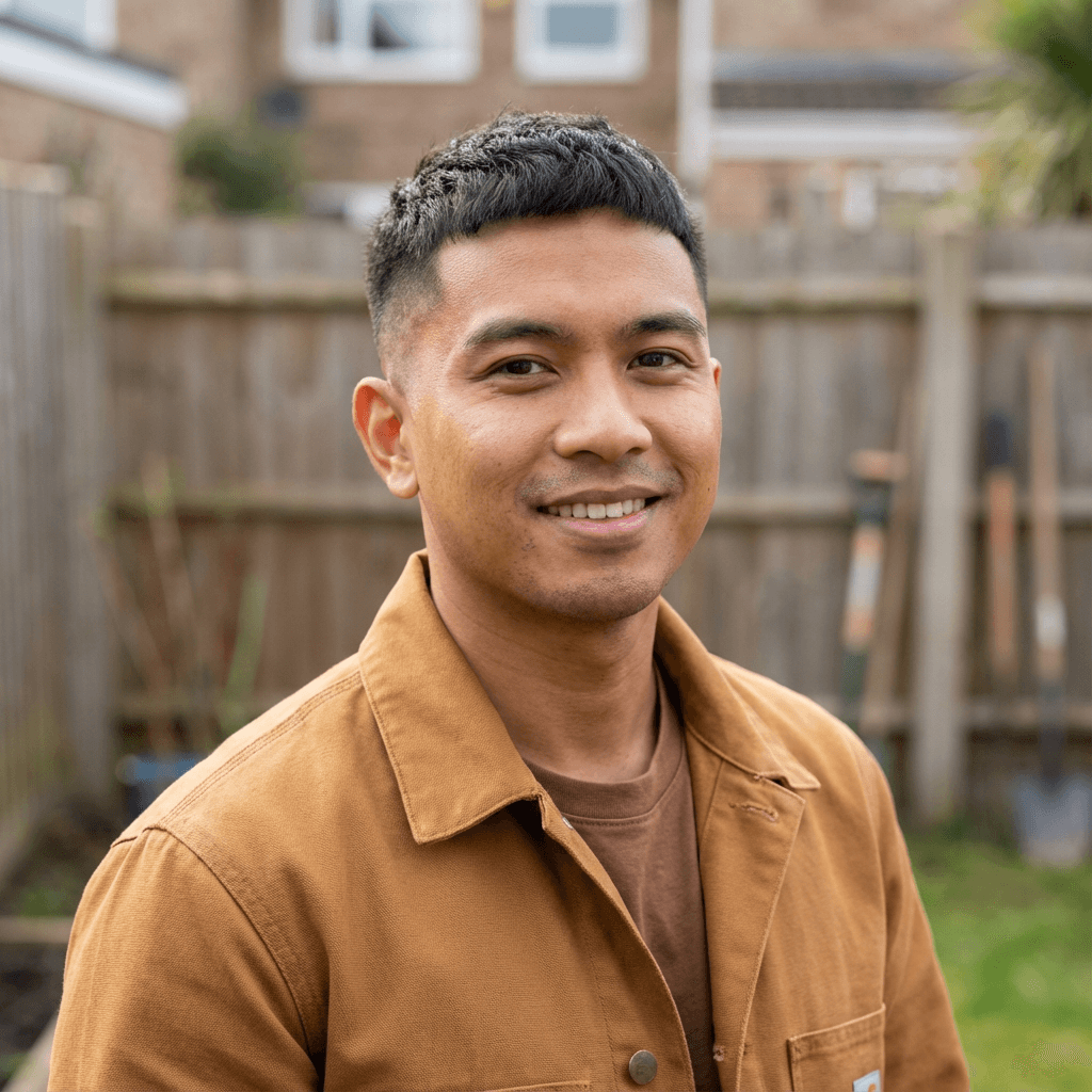 Portrait of Omar Farooq, restaurant owner